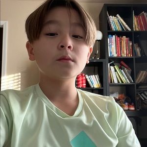 Meet your Posher, Roman